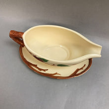 Load image into Gallery viewer, Franciscan &#39;Apple&#39; Gravy Boat w/ Attached Underplate (2.5x8.5x5.5)
