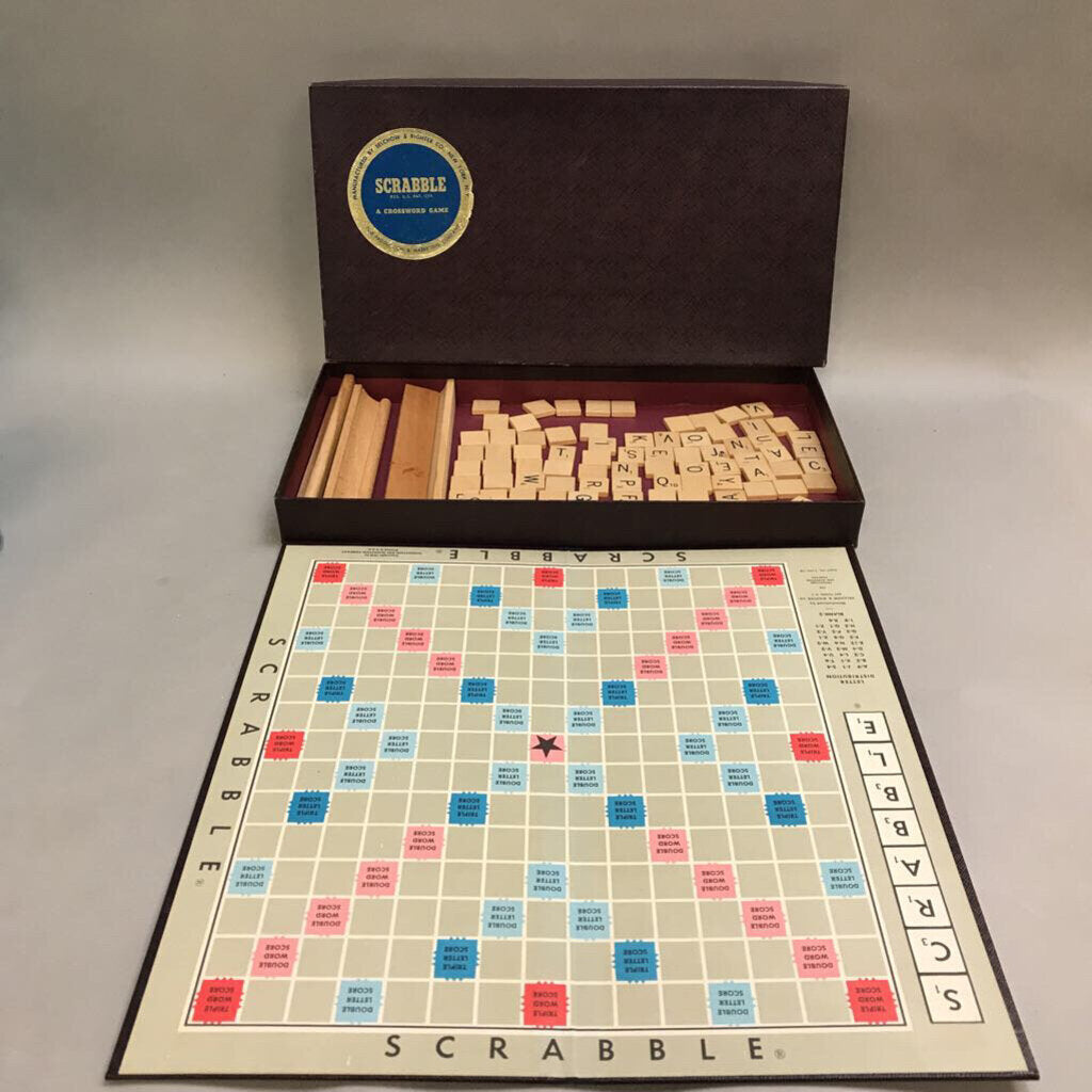 Selchow & righter scrabble board game on sale