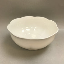 Load image into Gallery viewer, Block Windsor Bone China Vegetable/Salad Serving Bowl (3.5x8x8)
