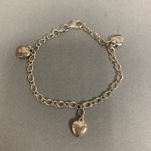 Load image into Gallery viewer, Italian Sterling Heart Charm Bracelet (7&quot;)
