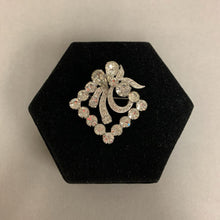 Load image into Gallery viewer, Vintage Eisenberg Ice Rhodium Plated Rhinestone Brooch Pin (1.5&quot;)
