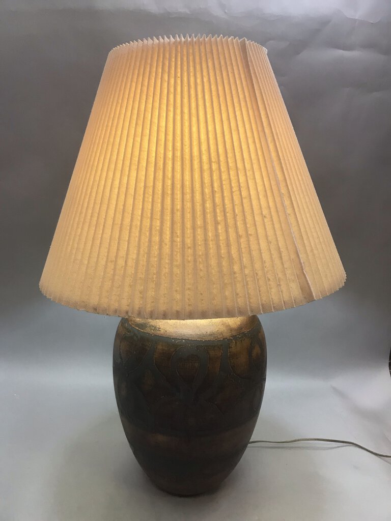 Brown Ceramic Textured Table Lamp (28