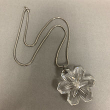 Load image into Gallery viewer, Gorham Lead Crystal Snowflake Pendant on 24&quot; Silvertone Chain
