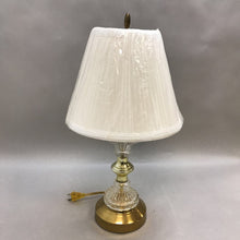 Load image into Gallery viewer, Table Lamp (20&quot; Tall)
