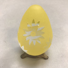 Load image into Gallery viewer, Vintage Yellow Frosted Glass Egg with Flowers (3&quot;)
