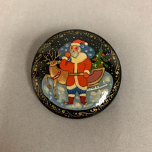 Load image into Gallery viewer, Vintage Hand Painted Russian Santa Brooch Pin (2&quot;)
