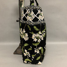 Load image into Gallery viewer, Vera Bradley Jasmine Floral Quilted Tote Purse NWT (13x15x4&quot;)
