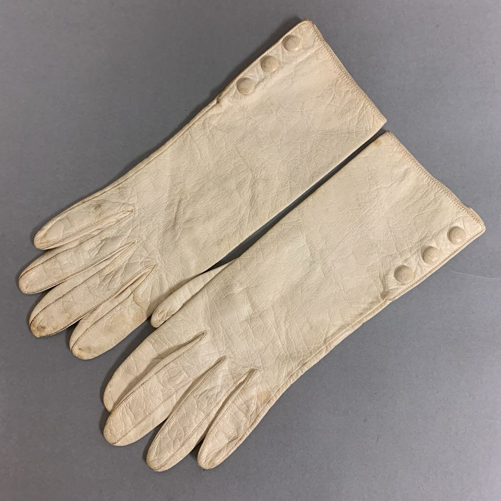 Vintage Miss Aris Cream Leather Button Detail Gloves (sz 7.5)