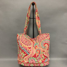 Load image into Gallery viewer, Vera Bradley Capri Melon Print Quilted Shoulder Bag Purse (10x13x5&quot;)
