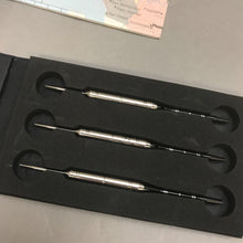 Load image into Gallery viewer, Marlboro Ltd ed. Set of Darts &amp; Map (6&quot;)
