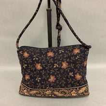 Load image into Gallery viewer, Vera Bradley Black &amp; Tan Print Quilted Crossbody Purse (7x10x2&quot;)
