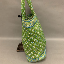 Load image into Gallery viewer, Vera Bradley Green &amp; Blue Print Quilted Small Tote Purse (9x15x4&quot;)
