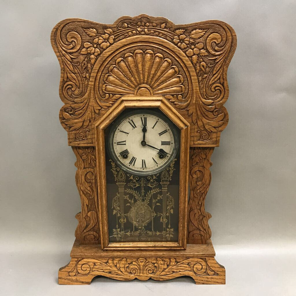 Carved Oak Mantle Clock (23x15x5)