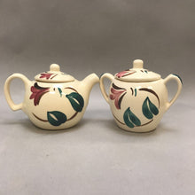 Load image into Gallery viewer, Vintage Puritan Pottery with Red Flowers Cream &amp; Sugar (3&quot;)
