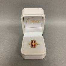 Load image into Gallery viewer, 18K Gold Citrine Diamond Ring sz 7 (8.4g)
