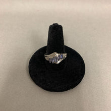 Load image into Gallery viewer, 10K White Gold Tanzanite Diamond Ring sz 7 (3.3g)
