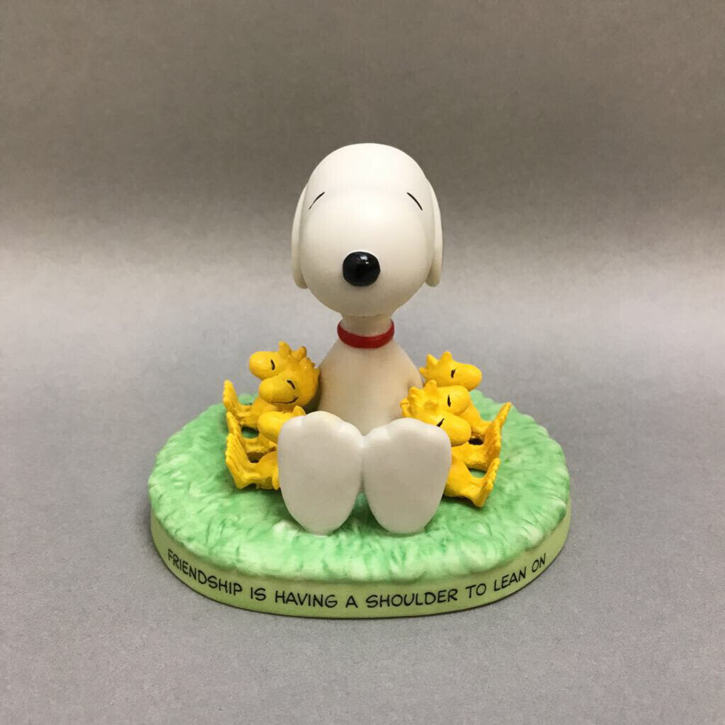 Hallmark Peanuts Friendly Shoulder Ornament