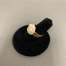 Load image into Gallery viewer, 14K Gold Carved Bone Rose Ring sz 5 (3.3g)
