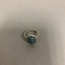 Load image into Gallery viewer, Sterling Green Jasper Twisted Band Ring sz 4.5
