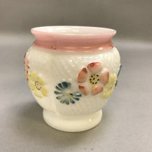 Load image into Gallery viewer, Vintage Milk Glass Cosmos Daisy Vase (4&quot;)
