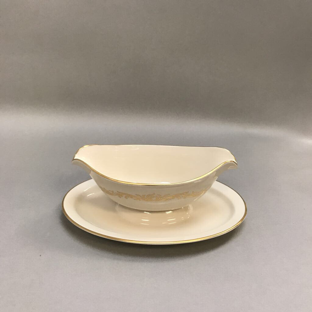 Pickard Rocail Gravy Boat (3.5x10x7)