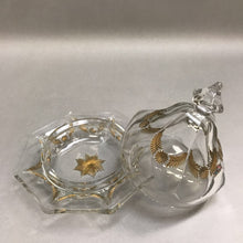 Load image into Gallery viewer, Vintage Glass Cheese / Butter Covered Dish (7&quot;)
