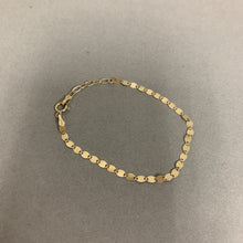 Load image into Gallery viewer, 10K Gold Oval Link 6.5&quot; Bracelet (0.9g)
