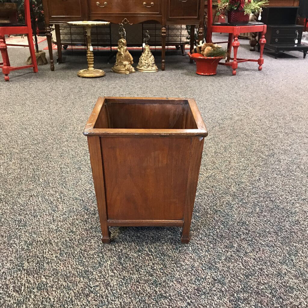 Wood Planter (15x13x13)