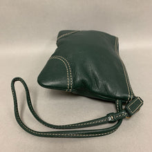 Load image into Gallery viewer, Levenger Forest Green Leather Wristlet Purse (6x8&quot;)
