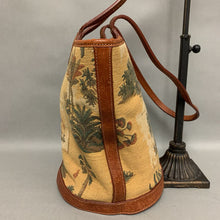 Load image into Gallery viewer, Vintage Tommy Bahama Tropical Palms Woven Leather Trim Purse (10x12x8&quot;)
