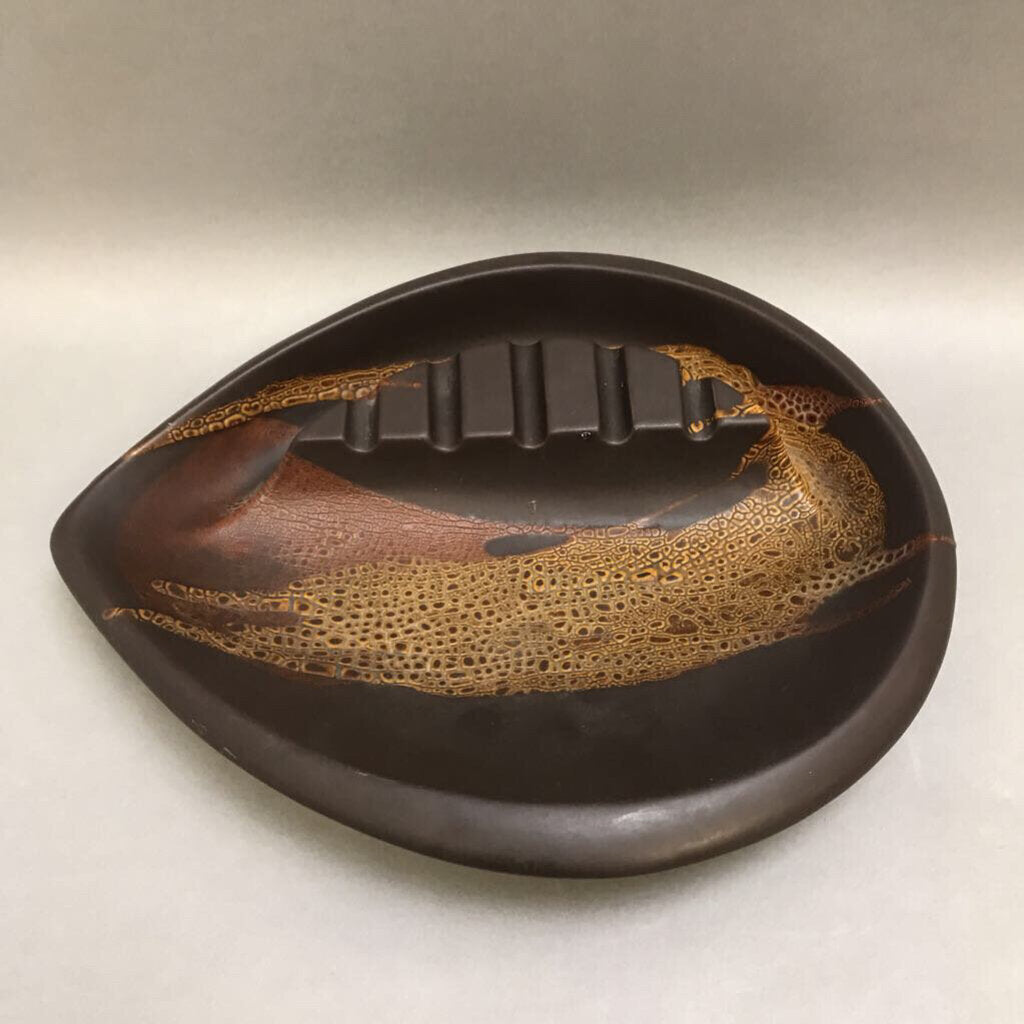 Royal Haeger #2095 Ashtray (1x10.5x8.5)