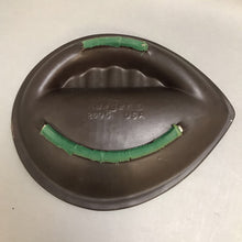 Load image into Gallery viewer, Royal Haeger #2095 Ashtray (1x10.5x8.5)
