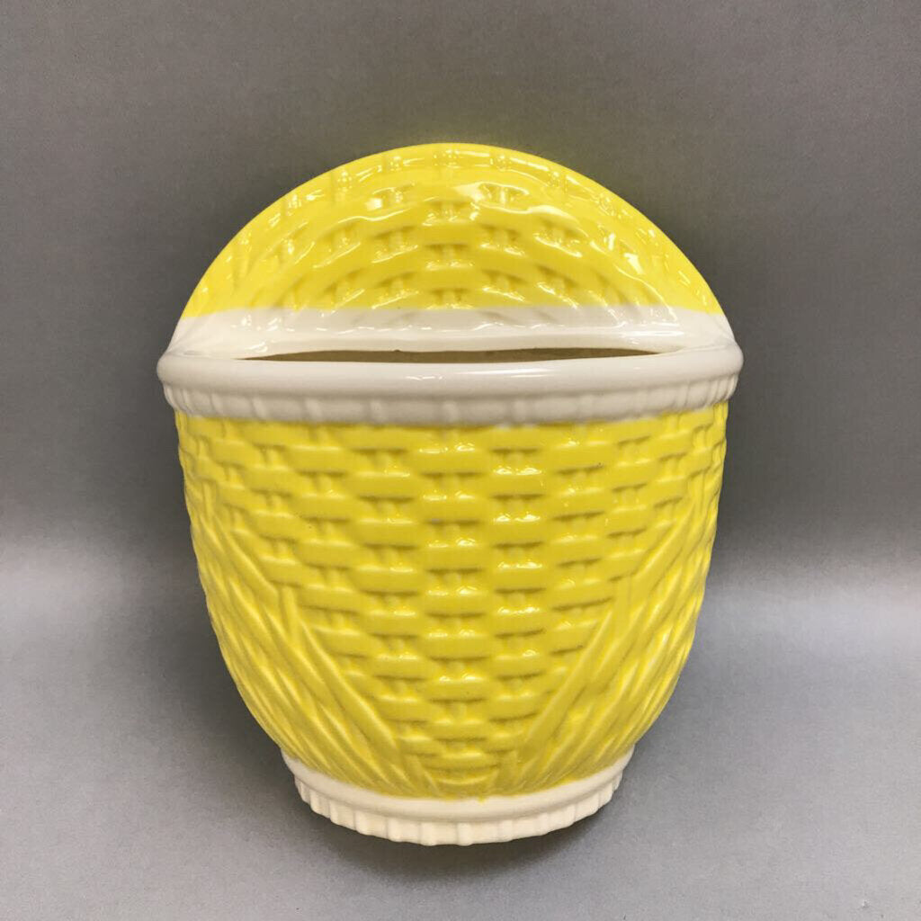 Haeger Yellow & White Wall Pocket (9.5x8.5)