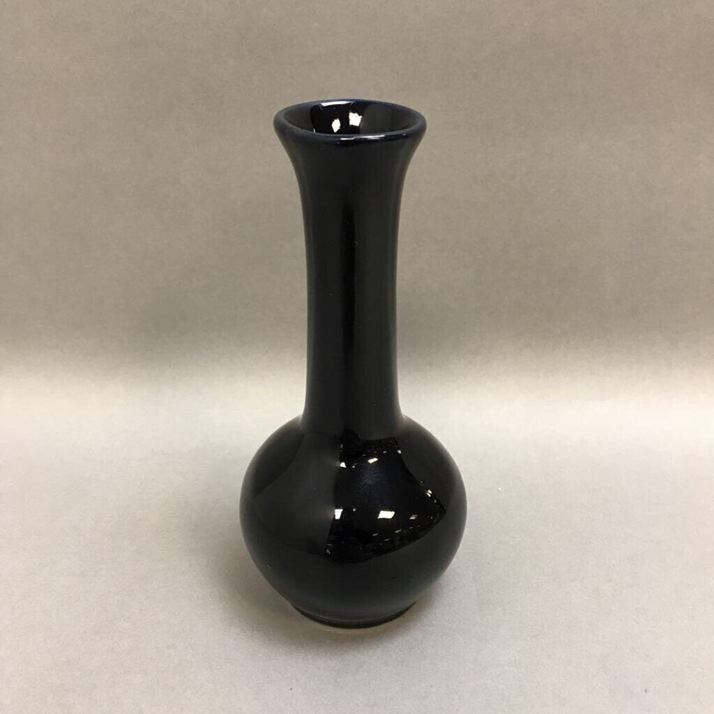 Red Wing Pottery Black Vase (7