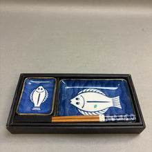 Load image into Gallery viewer, Japanese Porcelain Plate/Chopsticks Set (1.5x11x5)
