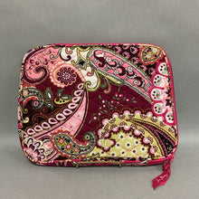 Load image into Gallery viewer, Vera Bradley Pink &amp; Green Print Quilted Tablet E-Reader Case (10x8x1&quot;)
