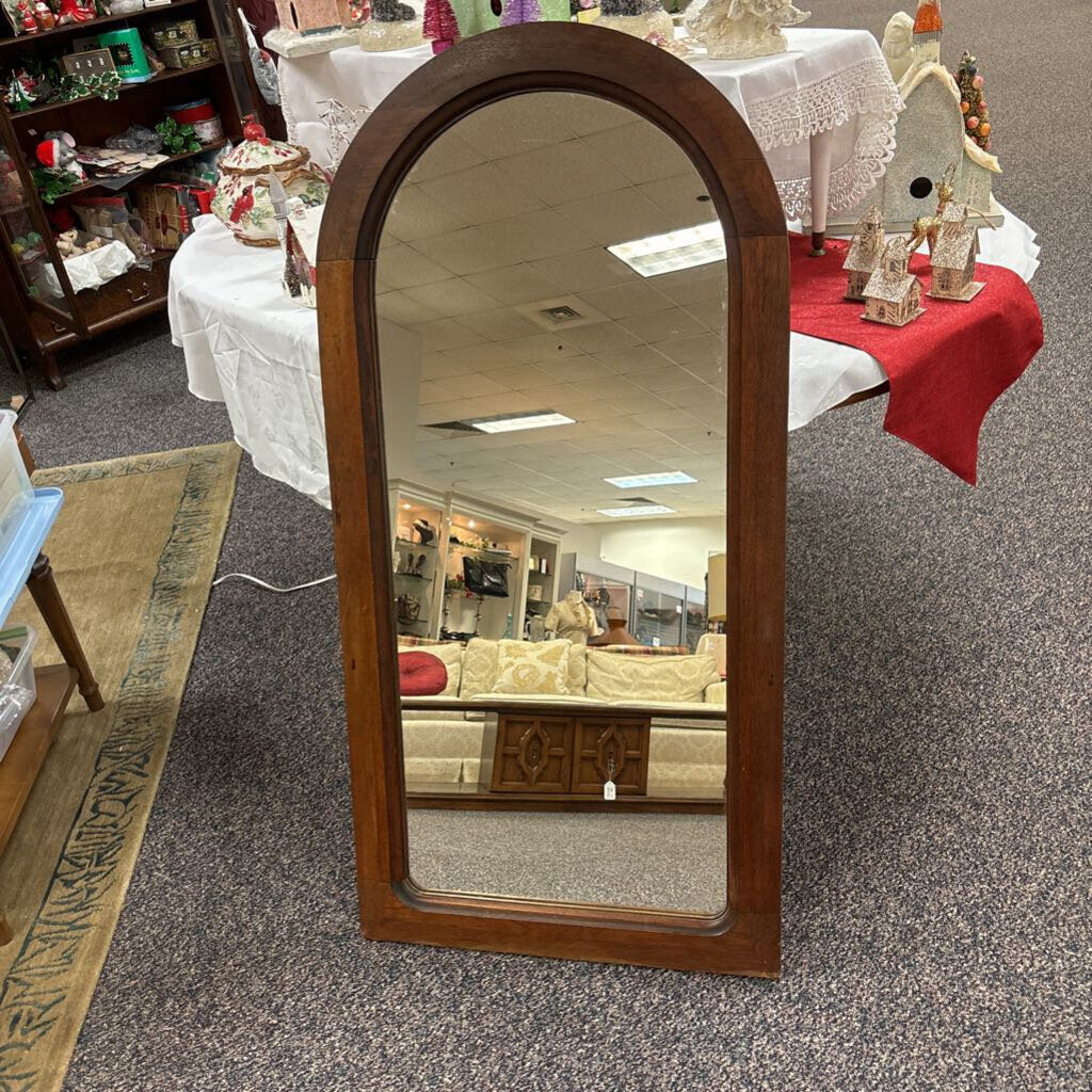 Hanging Mirror (52x26)