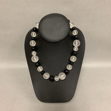 Load image into Gallery viewer, Vintage Frosted Lucite Bubble Bead Necklace (17&quot;)
