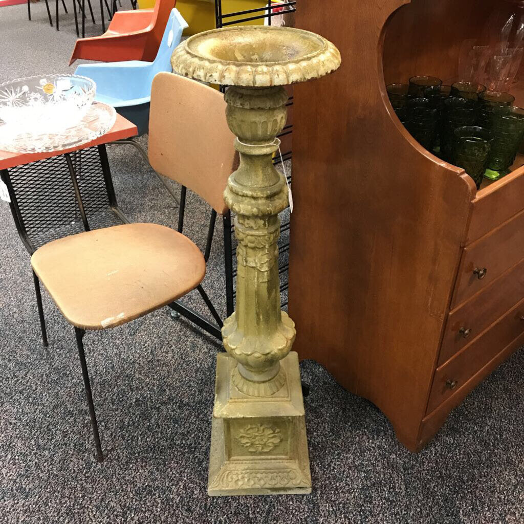 Cast Metal Pedestal (41x11x11)