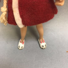 Load image into Gallery viewer, Betty Boop Flexable Figurine with Curlers in Bathrobe
