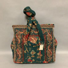 Load image into Gallery viewer, Vera Bradley Greenbriar Floral Quilted Shoulder Bag Purse NWT (10x11x6&quot;)
