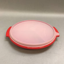 Load image into Gallery viewer, Vintage Tupperware Suzette / Divided Serving Tray #608 (~1x9x8)
