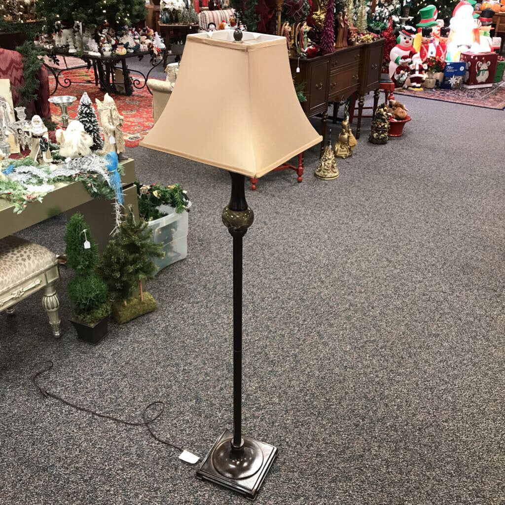 Floor Lamp (60