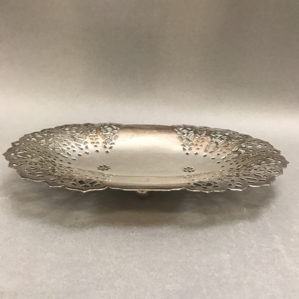 Silver Plate Footed Oval Dish (1x8x5)