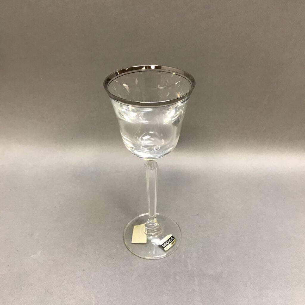 Mikasa Briarcliffe Wine Glasses (8
