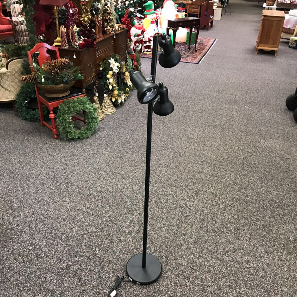 Black 3 Light Floor Lamp (63