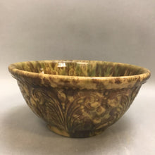 Load image into Gallery viewer, Glazed Pottery Spong Green &amp; Brown Mixing Bowl (8&quot;)
