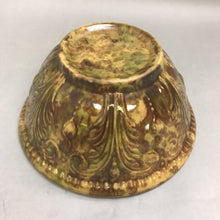 Load image into Gallery viewer, Glazed Pottery Spong Green &amp; Brown Mixing Bowl (8&quot;)
