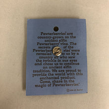 Load image into Gallery viewer, Pewterberries Heart Pin (1.25&quot;)
