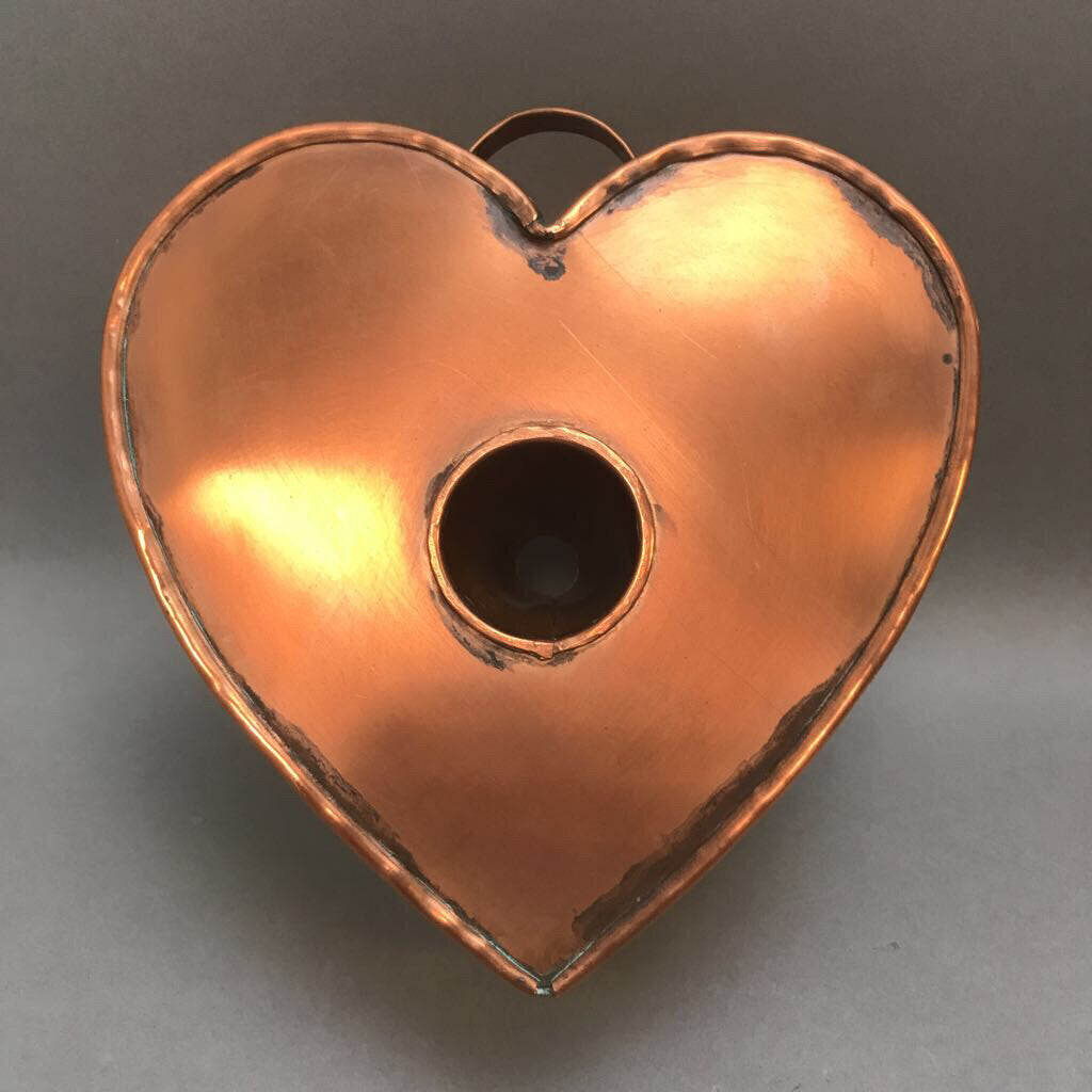 Vintage Copper Heart Mold (8x7)